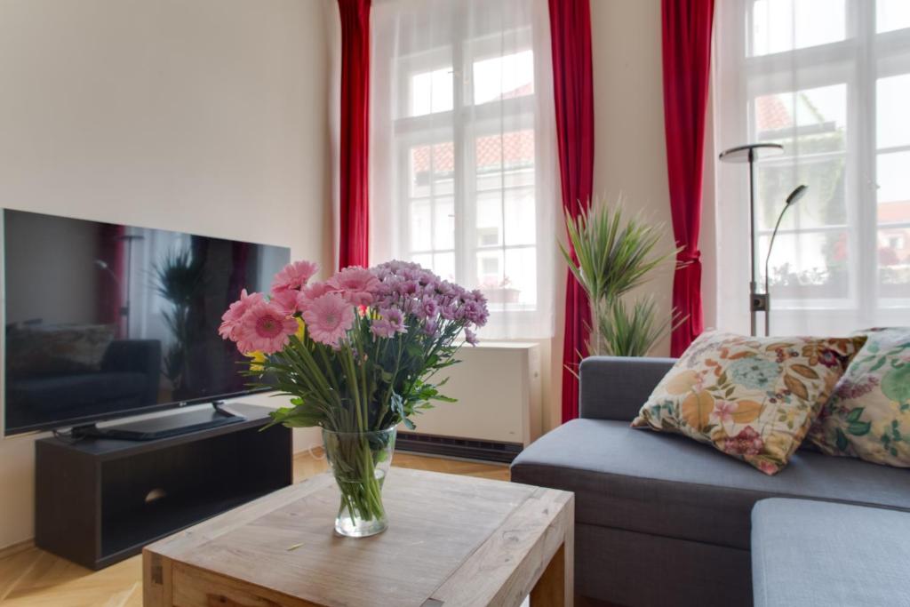 Апартаменты (Просторные апартаменты с 2 спальнями), Апартаменты Prague Siesta