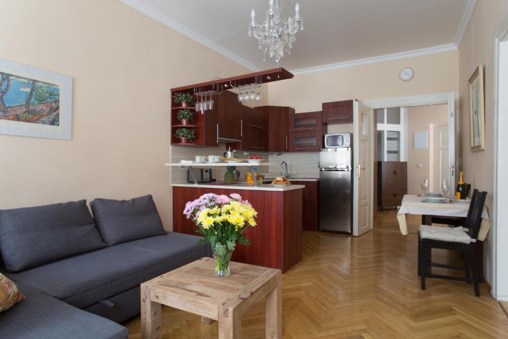 Апартаменты (Просторные апартаменты с 2 спальнями), Апартаменты Prague Siesta
