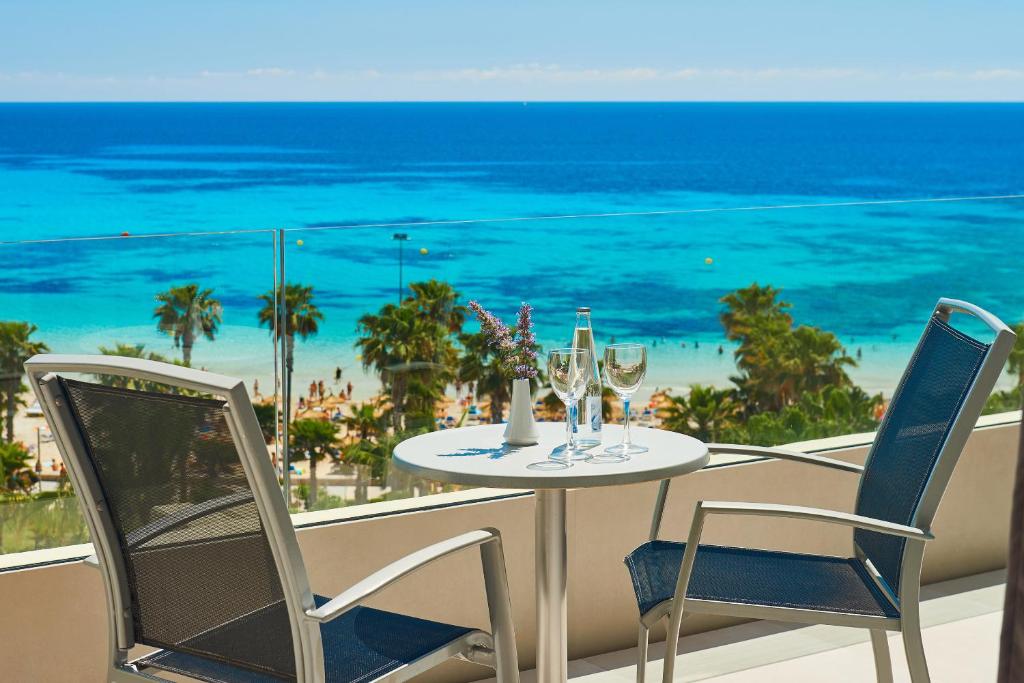 Hipotels Mediterraneo Hotel - Adults Only photo 4