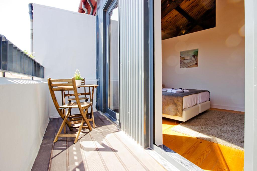 Семейный (Улучшенный номер-студио с видом на город), MyStay Porto Bolhão