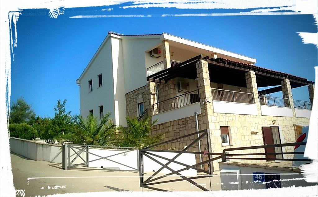 Apartments Kaić photo 3