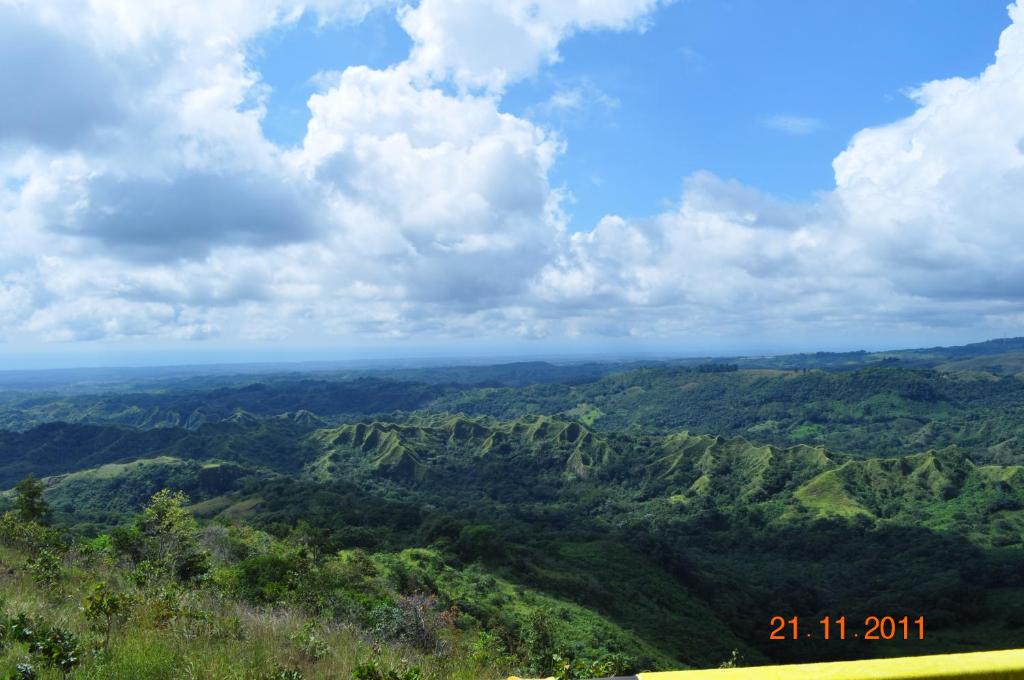 Hawk's Nest Bed & Breakfast photo 1