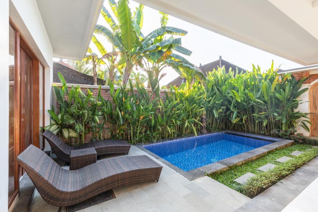 Ubud Arindra Private Pool Villa - Tap to explore photos