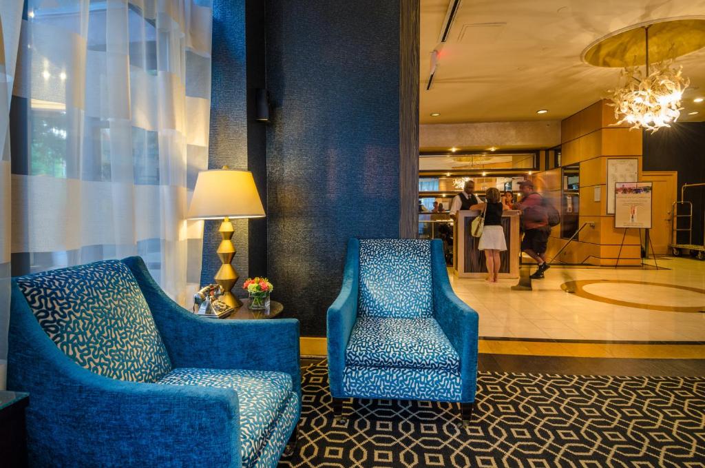 Beacon Hotel & Corporate Quarters image
