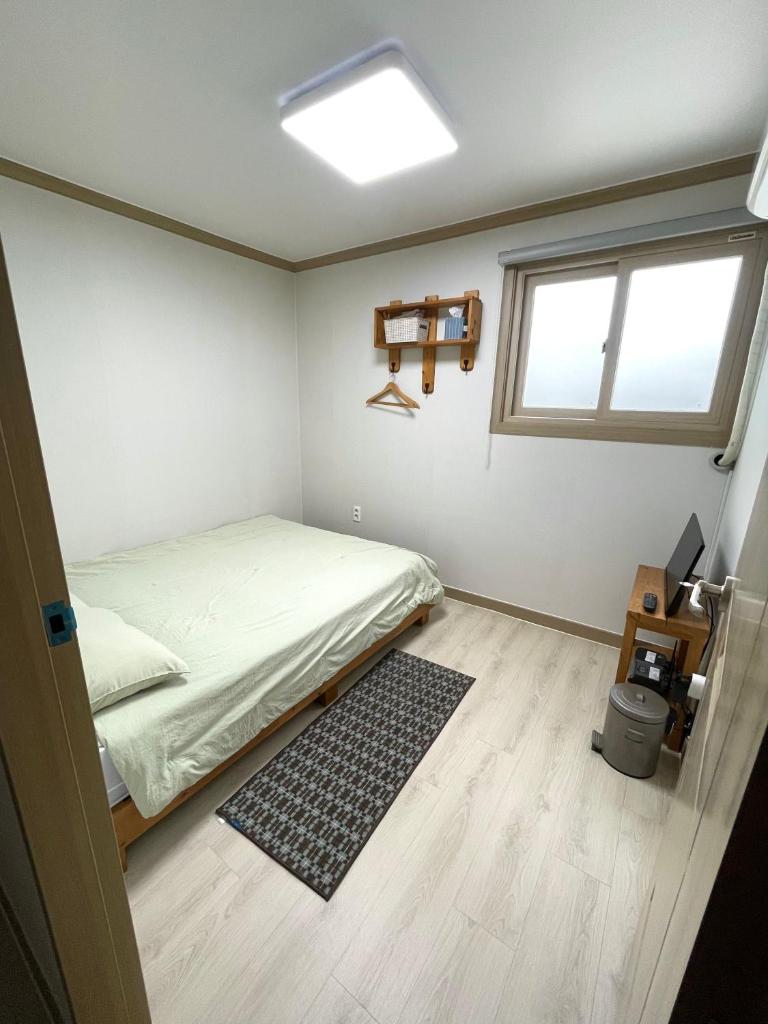 Danaharu Guesthouse Room Type - Large Double Room