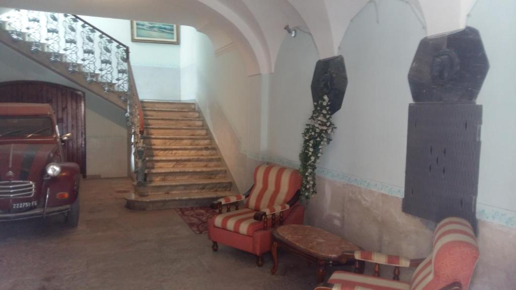 B&B DIMORA DUCALE gia Cavour - Tap to explore photos