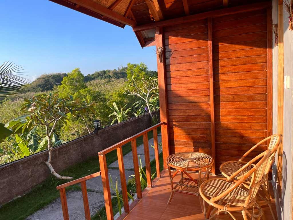 D Sebuluh Guest House photo 2