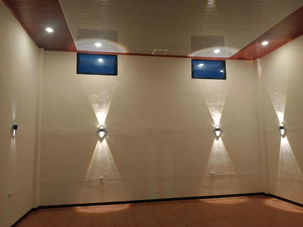 Rumah Heka Sewa Harian Dekat GOR Ken Arok Malang photo 2