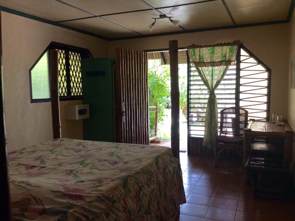 Номер (Бунгало - С видом на пляж), Ravenala Beach Bungalows