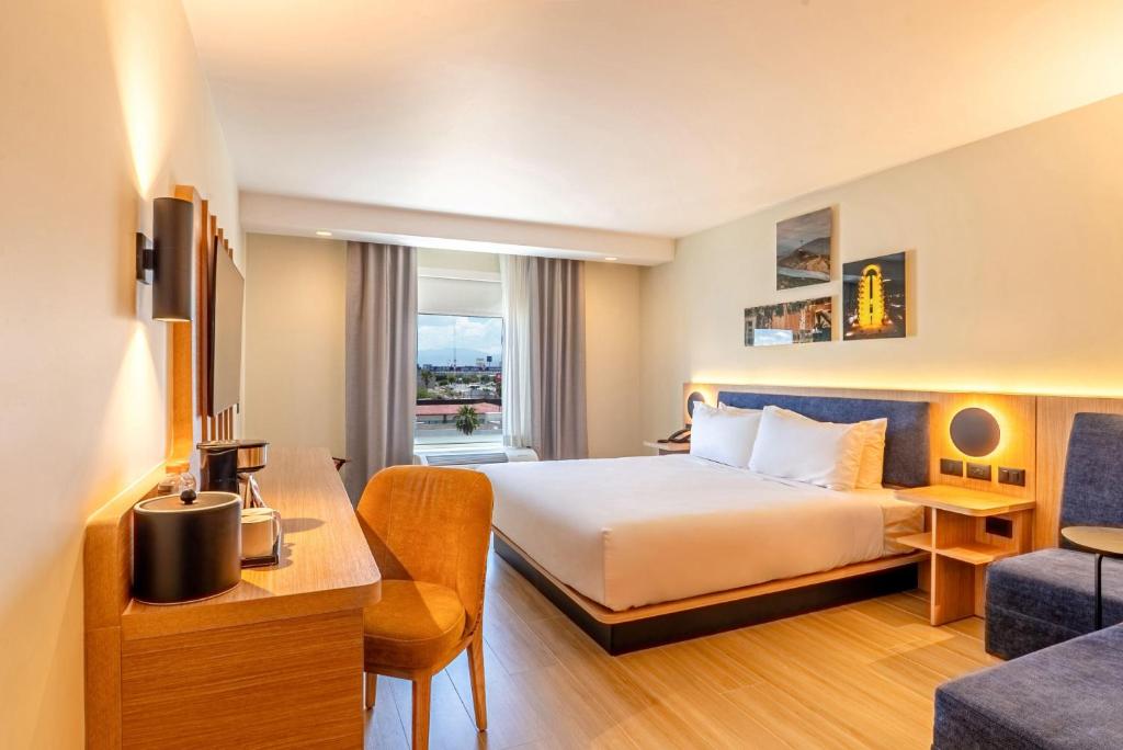 Hampton Inn Torreon Airport-Galerias Room Type - QUEEN ROOM NON SMOKING