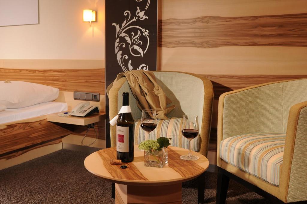 Двухместный (Улучшенный двухместный номер с 1 кроватью), Hotel Torbräu