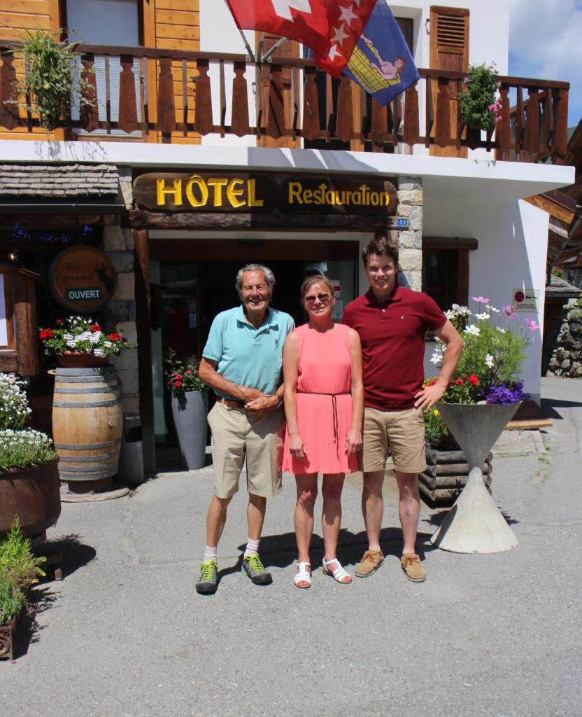 Hotel Les Chamois photo 2