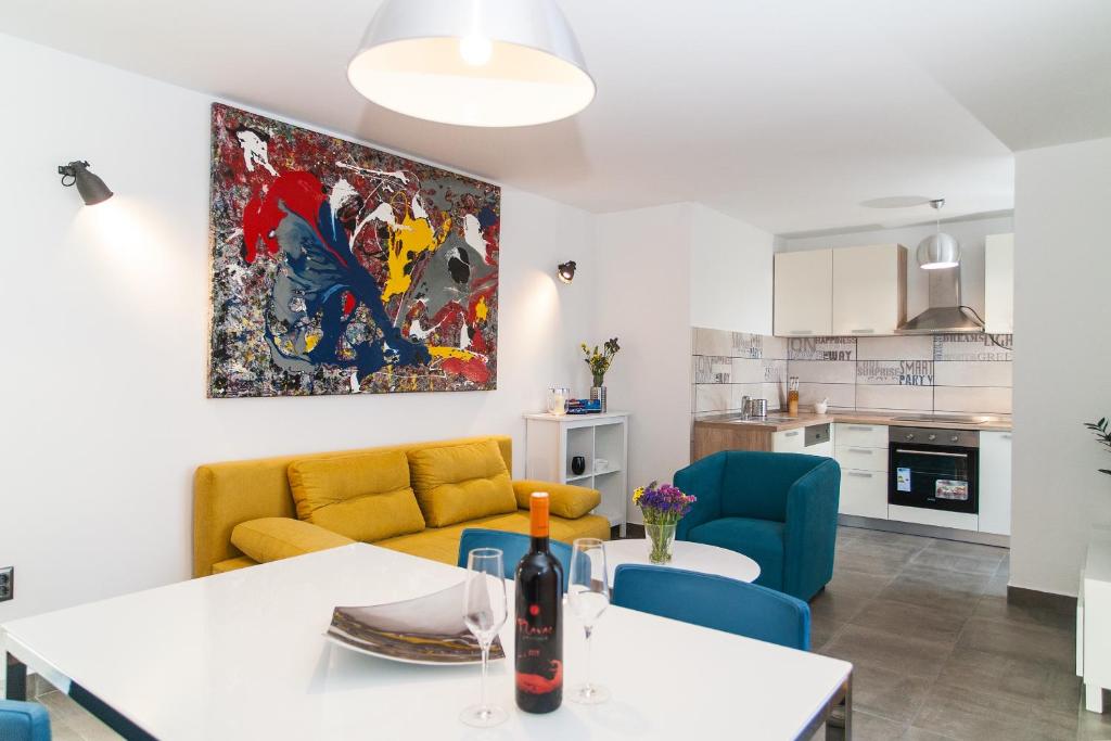 Apartment Ema photo 1