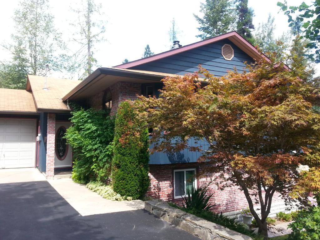 Creekside B&B photo 1