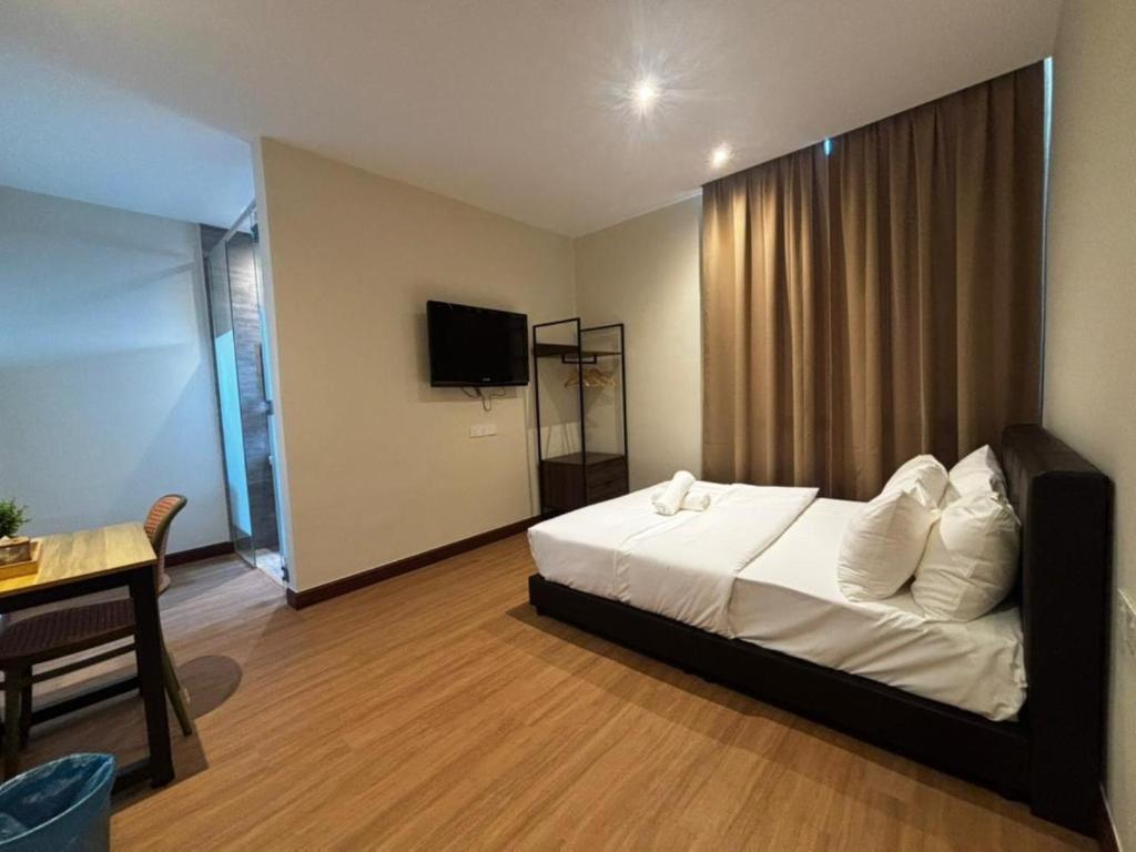 iBilik Hotel - KLIA 1 KLIA 2, Sepang - Tap to explore photos