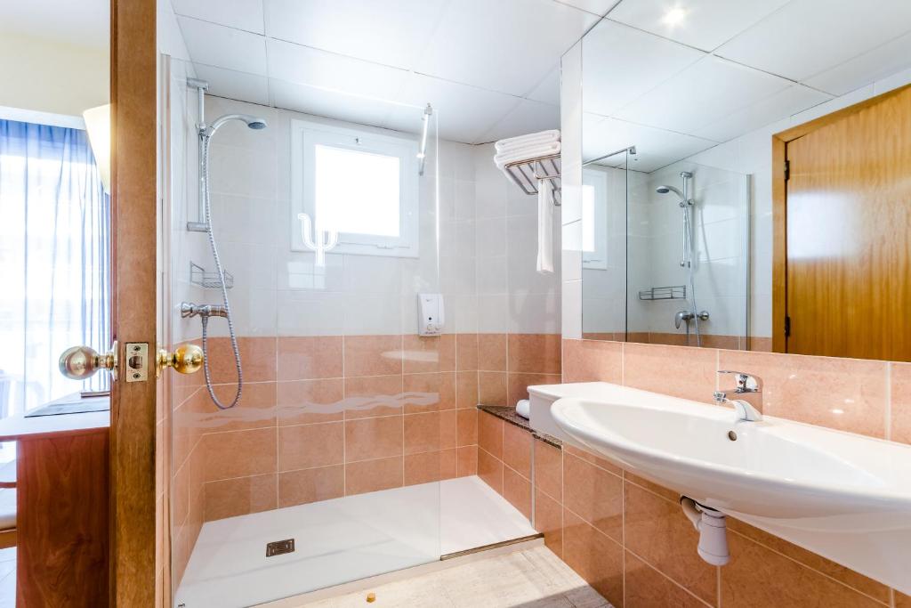 Hotel Mar Blau photo 4