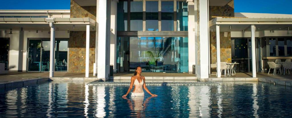 Taumeasina Island Resort - Tap to explore photos