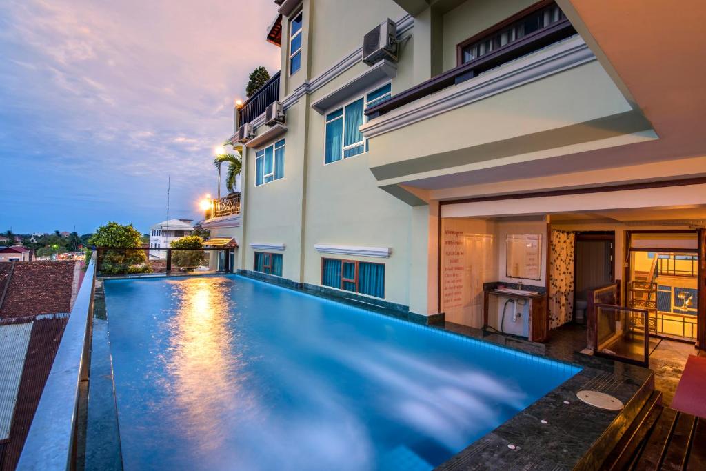 Seng Hout Hotel photo 2