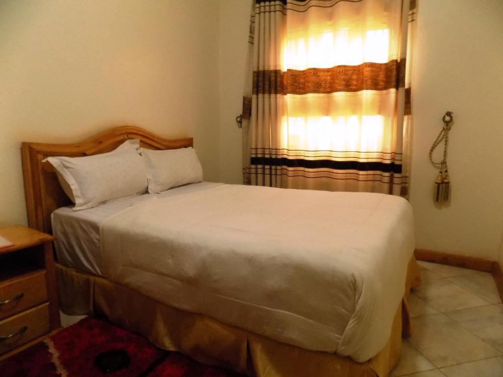Capricon Executive Hotel Kabale photo 1