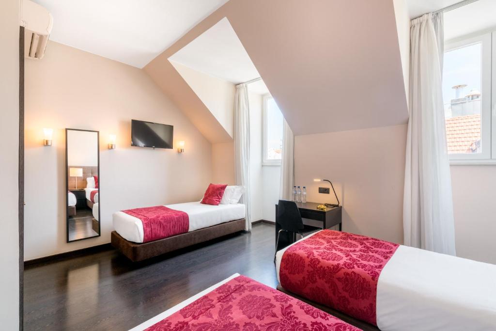 Трехместный (Представительский трехместный номер), Rossio Garden Hotel