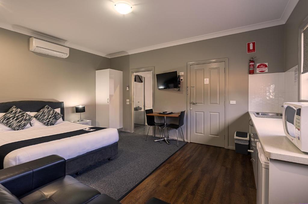 Akuna Motor Inn and Apartments photo 3