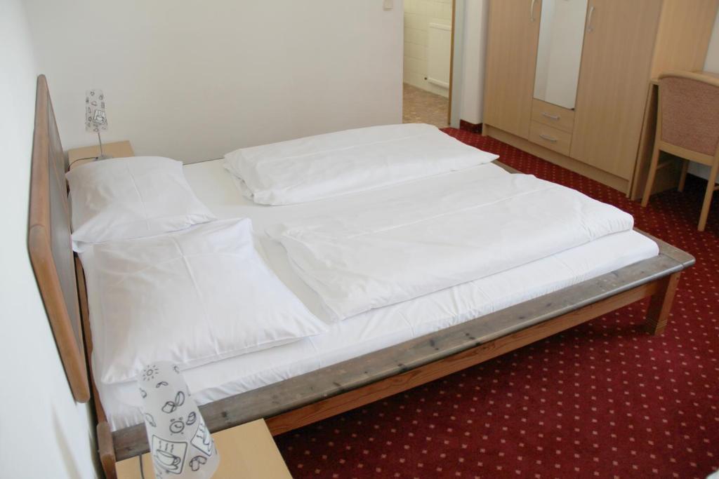 Трехместный (Бюджетный трехместный номер), Snooze Guesthouse