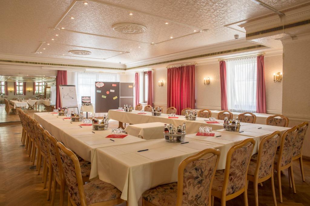 Hotel Schwarzer Adler Tangermünde photo 3