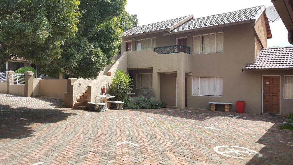 African Sky Guest House photo 2