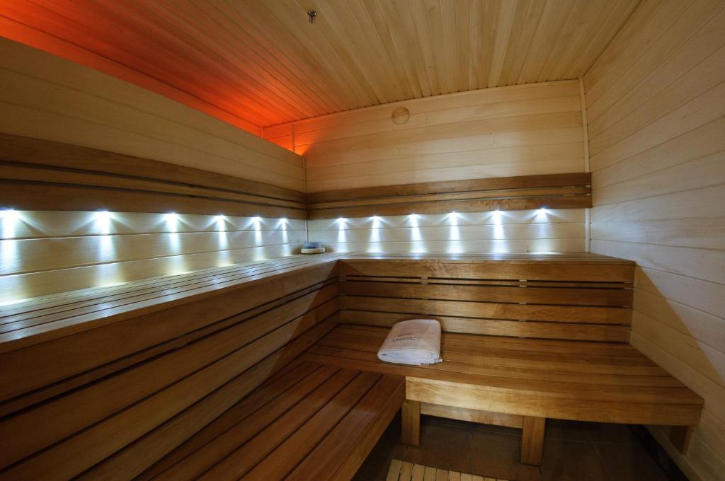 Taurus Hotel & SPA photo 3