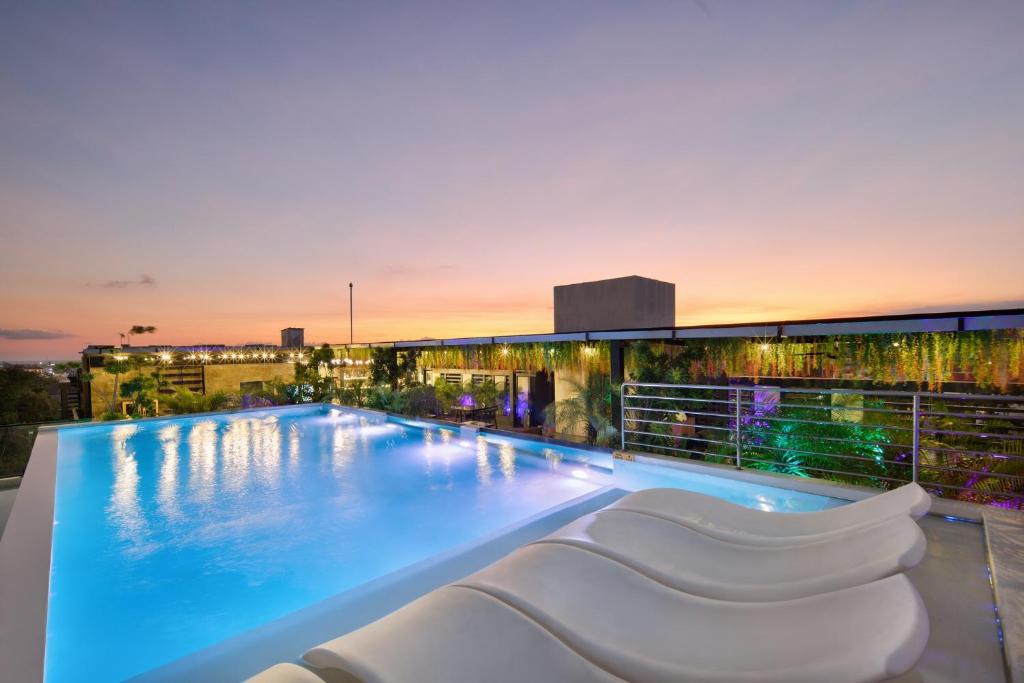 Alex Villas Complex N4 - Tap to explore photos