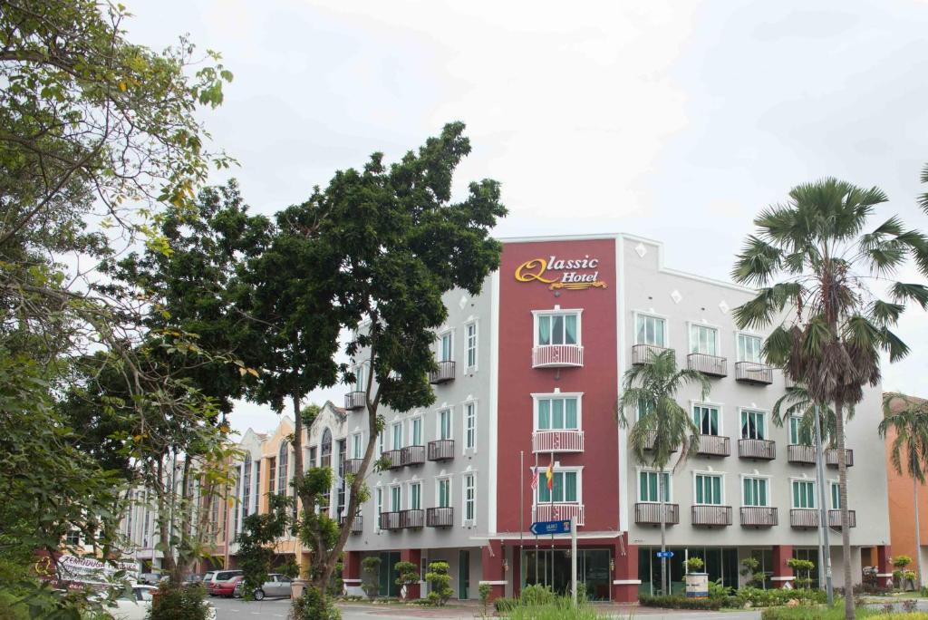 Qlassic Hotel photo 1