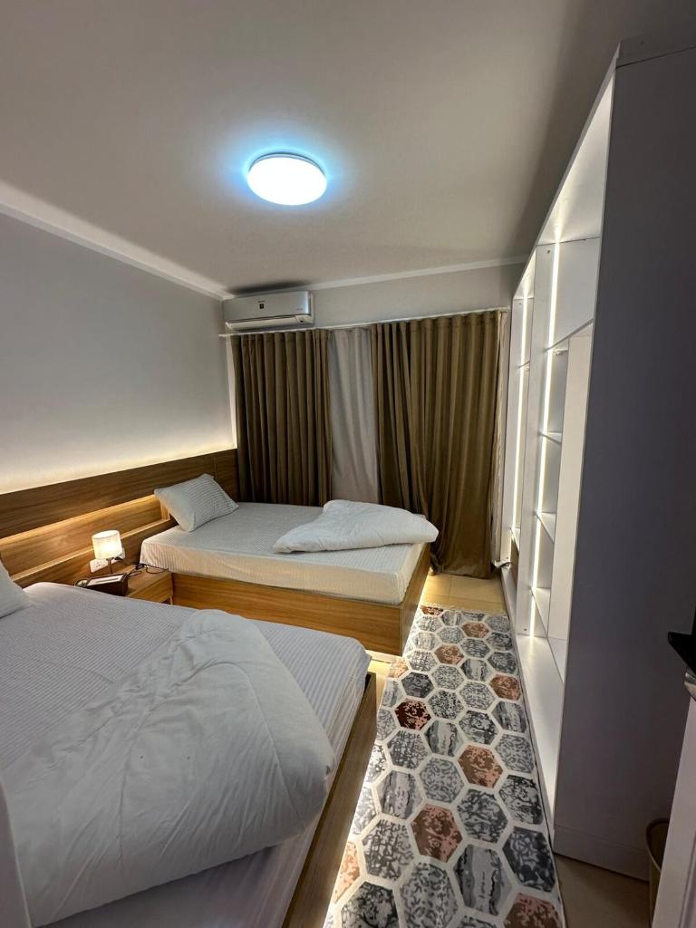 Fully Equipped B6 Apartment Perfect for Short Stay - Tap to explore photos