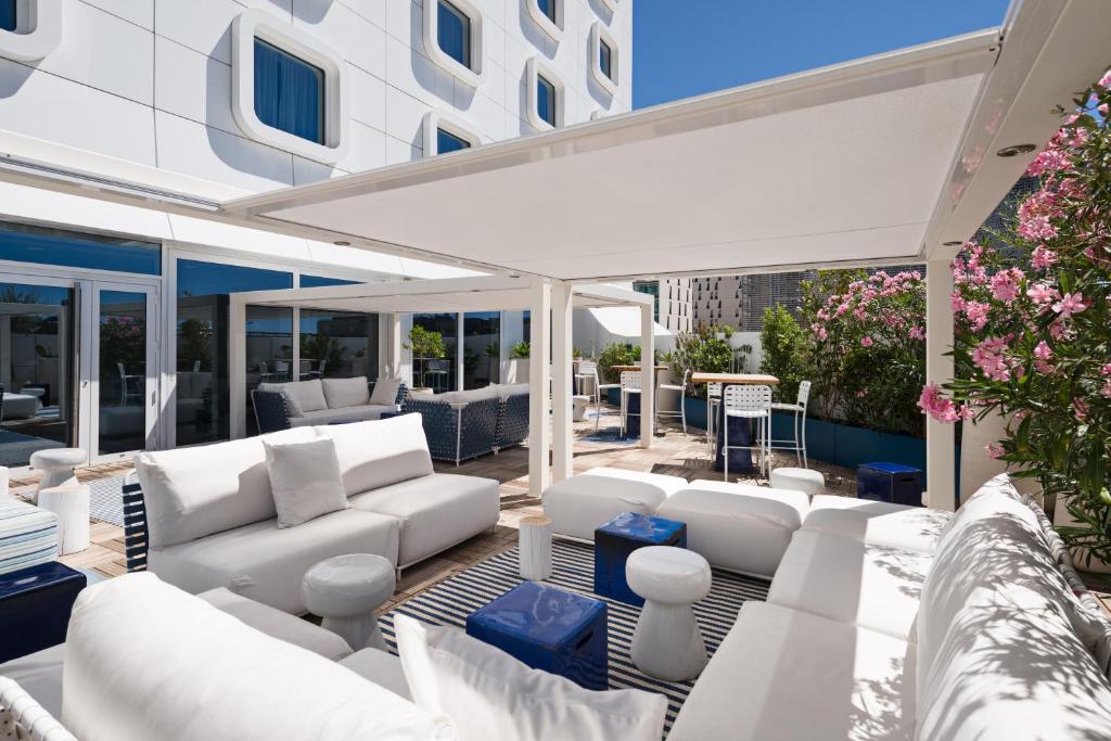 Golden Tulip Marseille Euromed photo 3