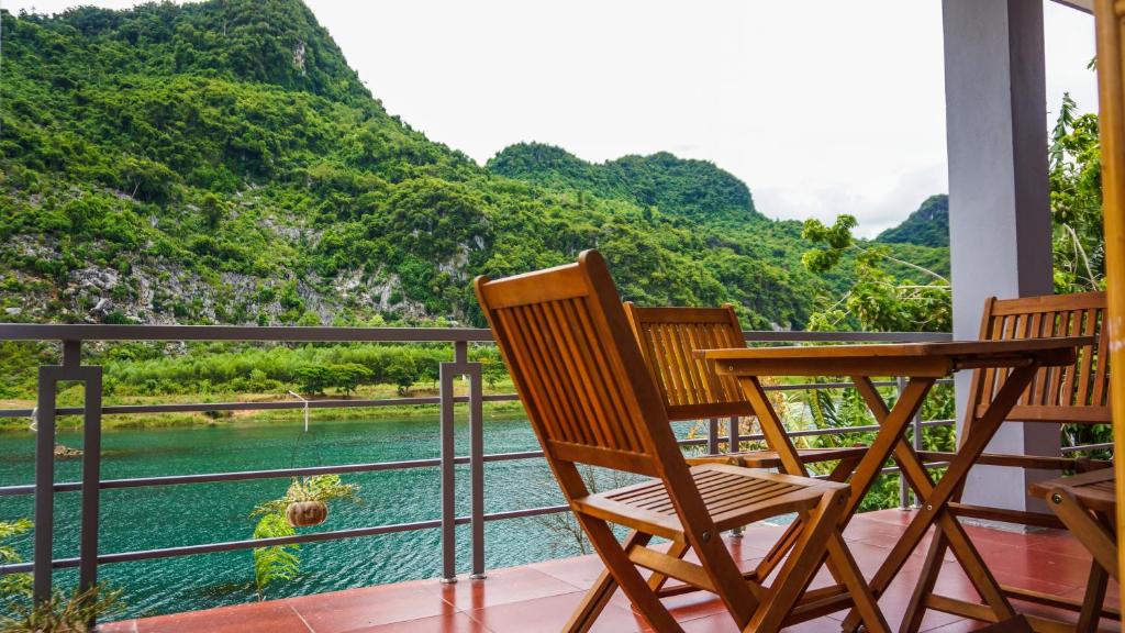 Phong Nha River House