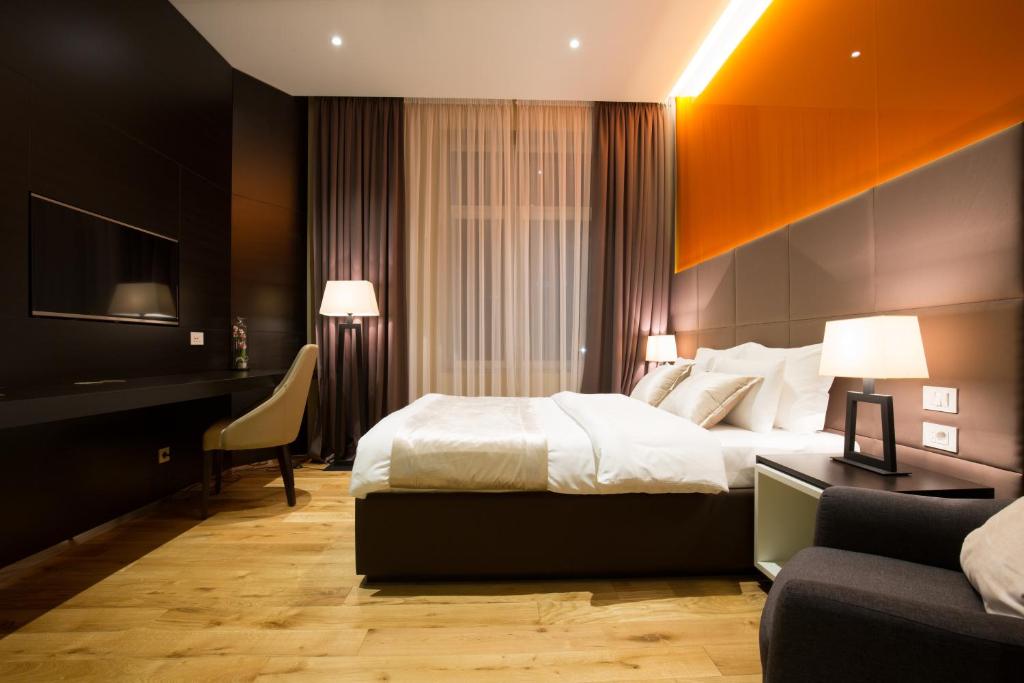 Двухместный (Улучшенный двухместный номер с 1 кроватью), Maccani Luxury Suites