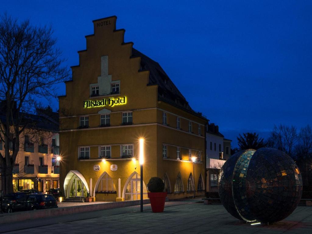 Altstadt-Hotel photo 1