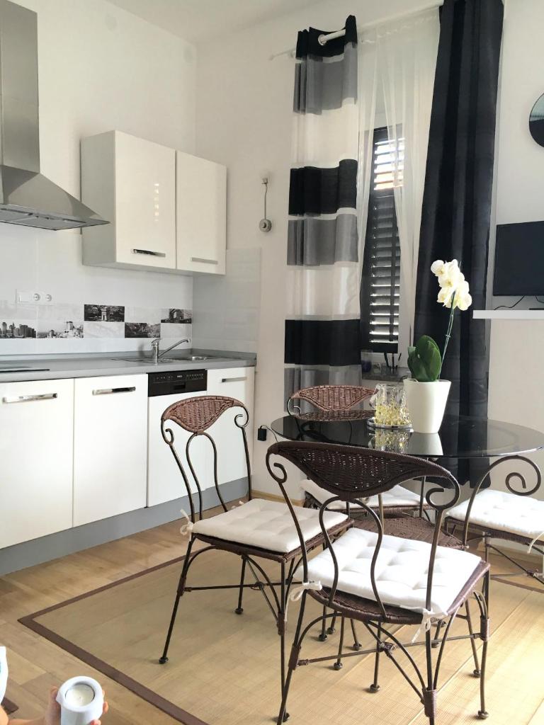 Ana Apartment photo 1