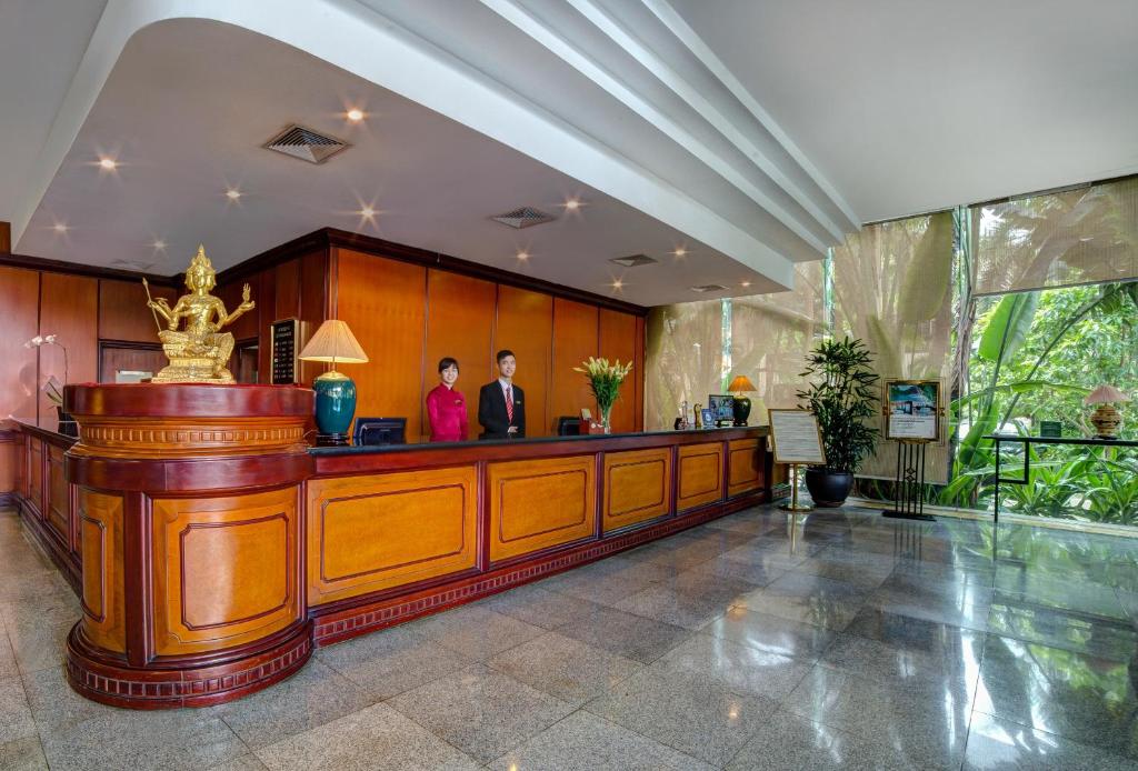 Khách Sạn Hạ Long Plaza