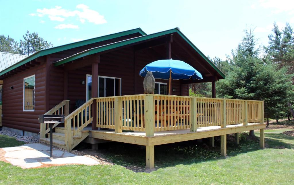 Esther Mountain Chalet photo 2