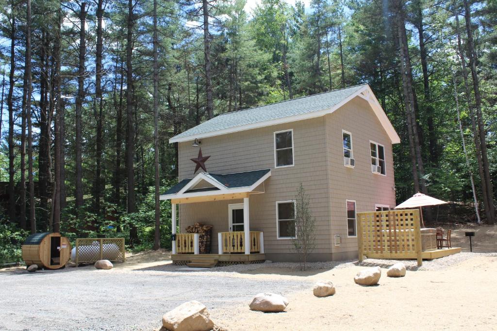 Cascade Mountain Chalet photo 3