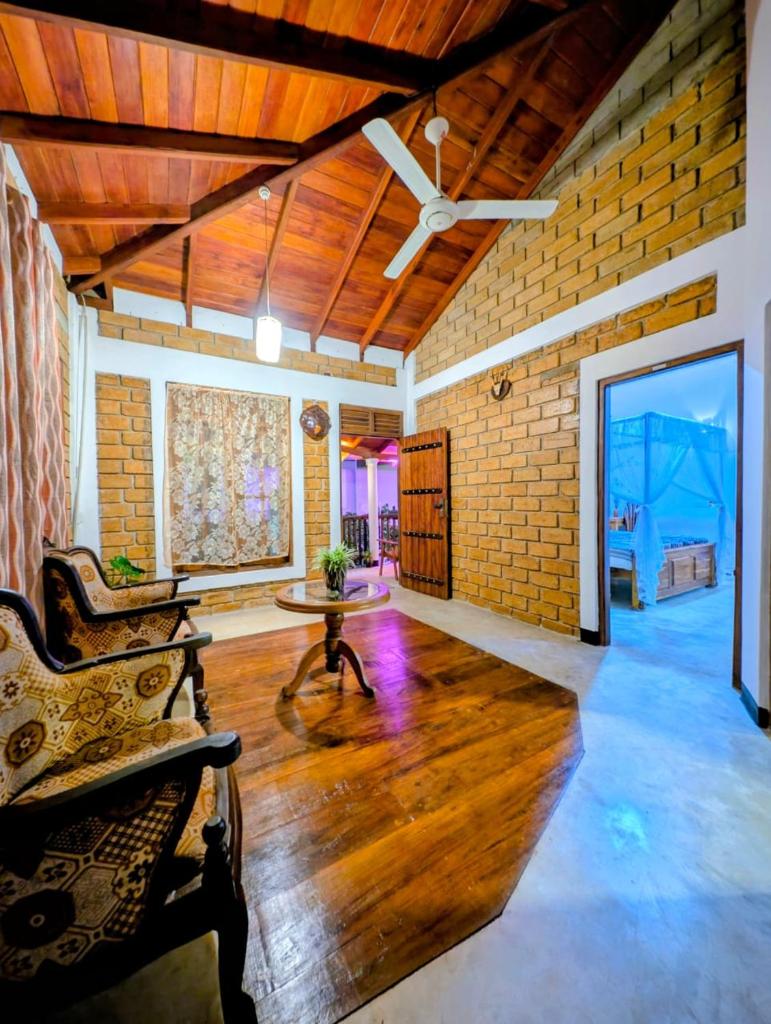 purple villa, Malimbada