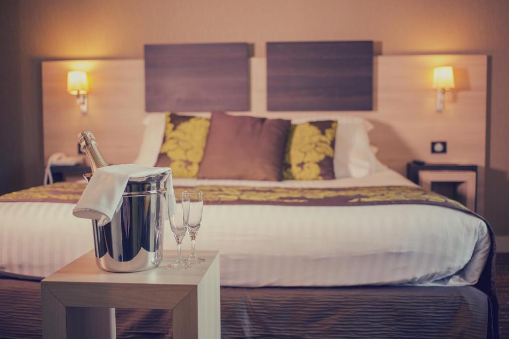 Best Western Plus Hotel Richelieu - Tap to explore photos