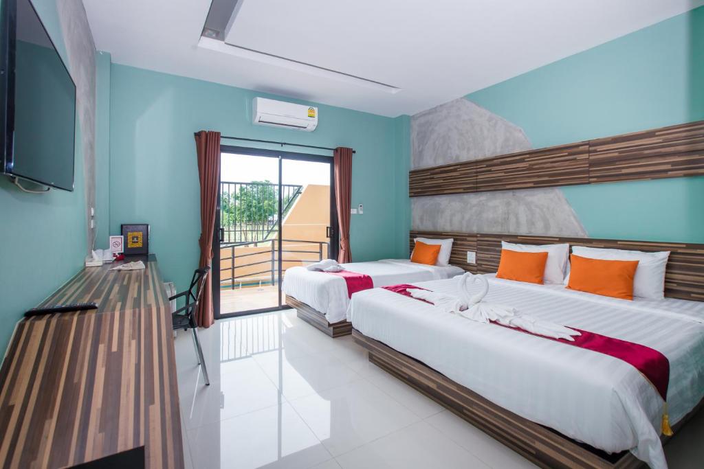 Ray Hotel Room Type - Deluxe Triple Room Ray Hotel Room Type - Deluxe Triple Room