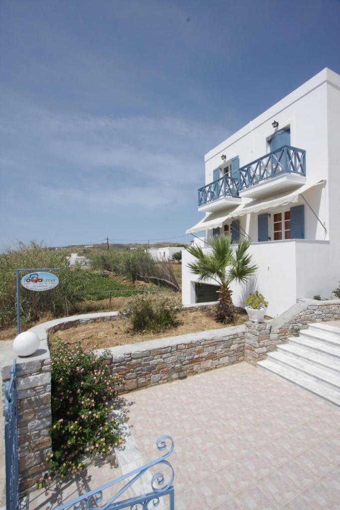 Manos Apartments photo 3