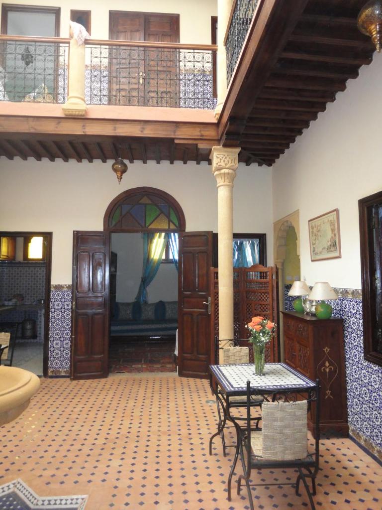 Dar Yanis photo 3