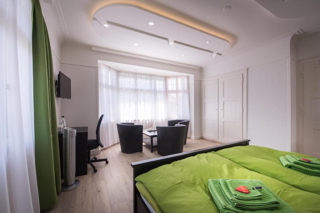 Сьюит (Полулюкс Делюкс - Вилла), Max Aviation Apartments