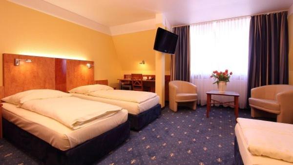 Четырехместный (Четырехместный номер), Aparthotel Astro - Nichtraucherhotel