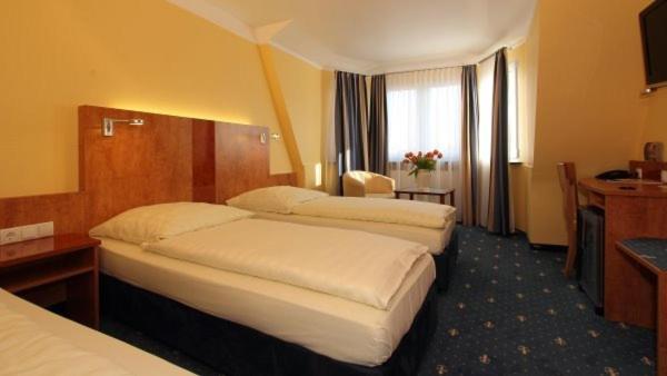 Трехместный (Трехместный номер), Aparthotel Astro - Nichtraucherhotel