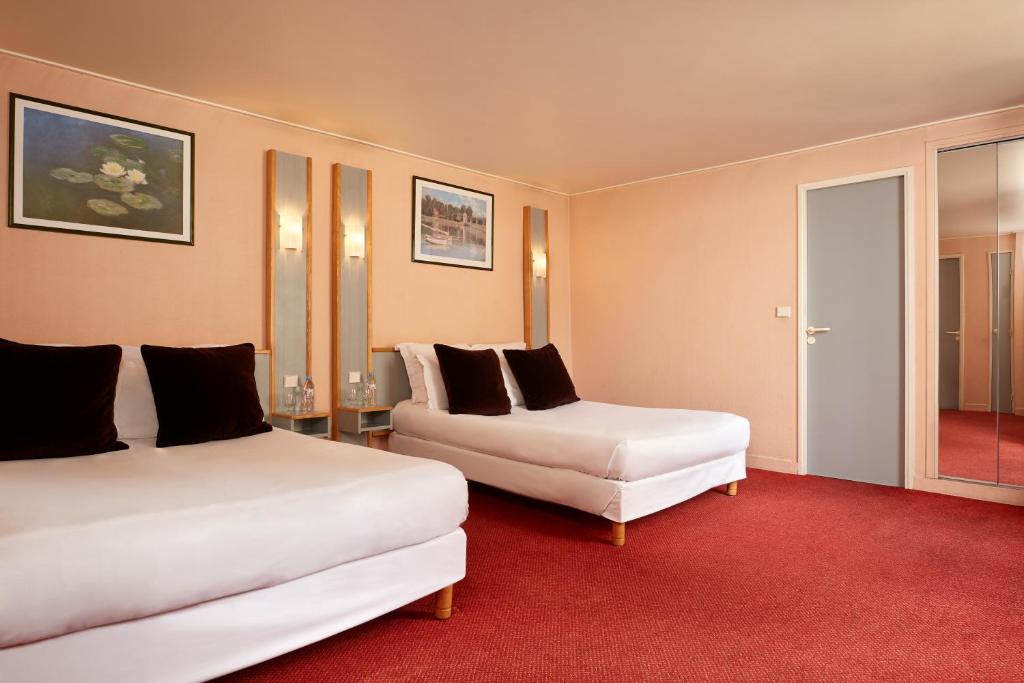 Четырехместный (Четырехместный номер), Hotel Antin St Georges
