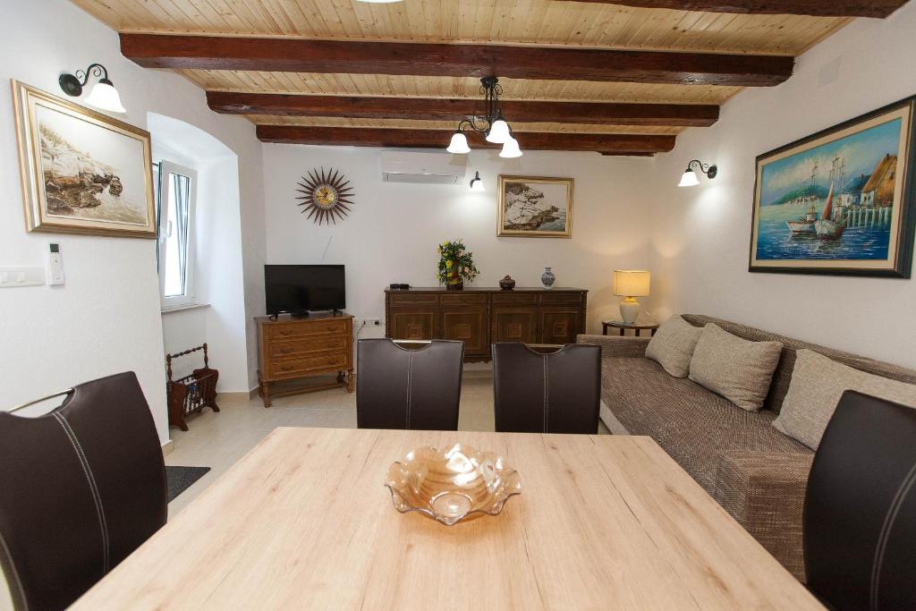 Holiday Home NiKa photo 3